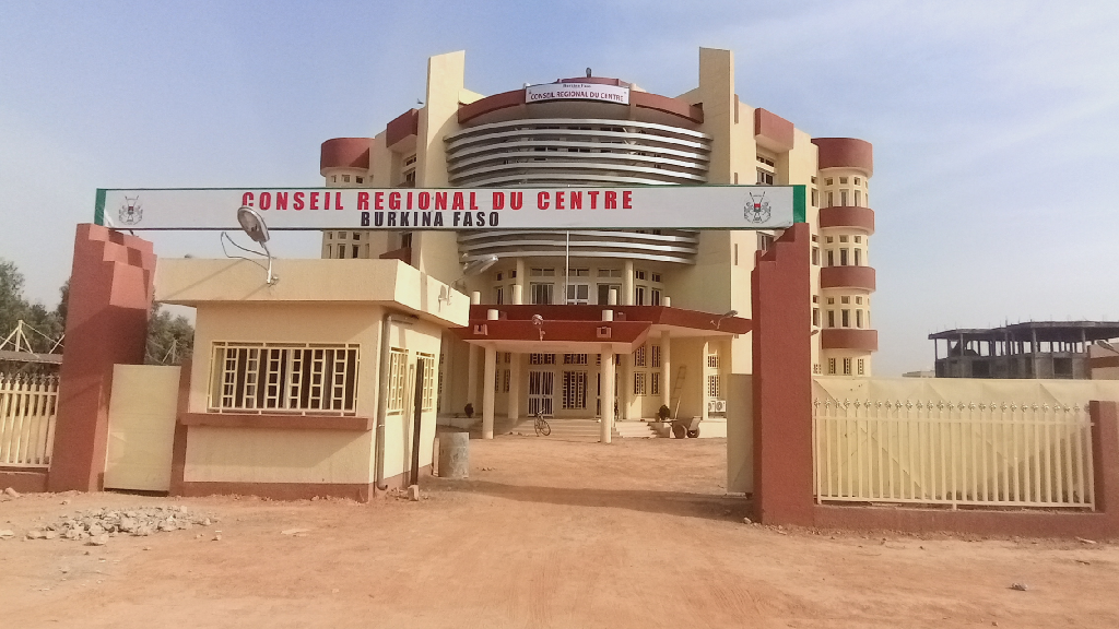 Siège du Conseil Régional du Centre à Ouagadougou (1ere phase): Suivi-contrôle et de coordination 